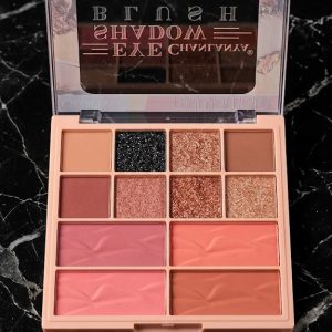 EYESHADOW BLUSH